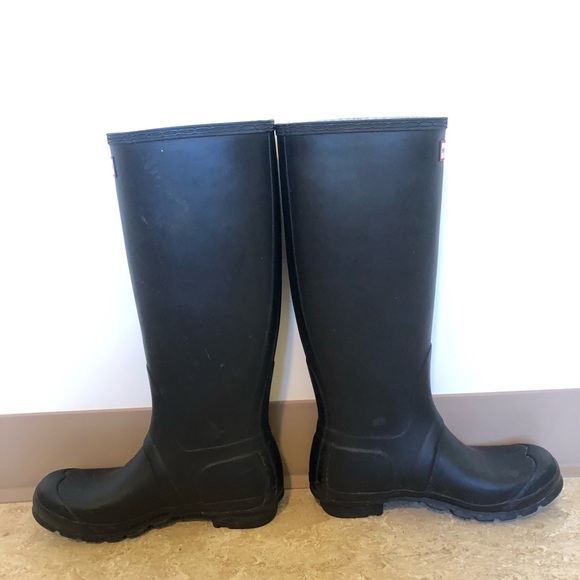 Black (Matte) Hunter Boots - Picture 5 of 7